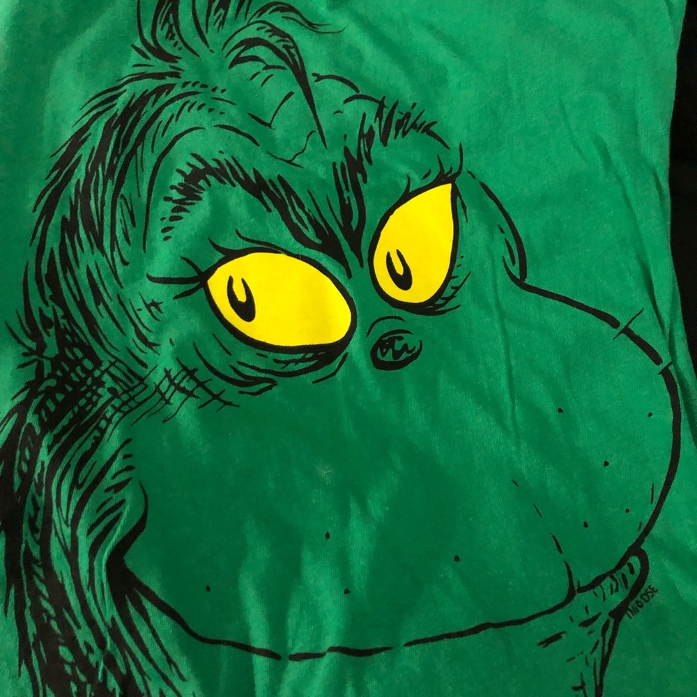 Grinch T-shirt juniors large
